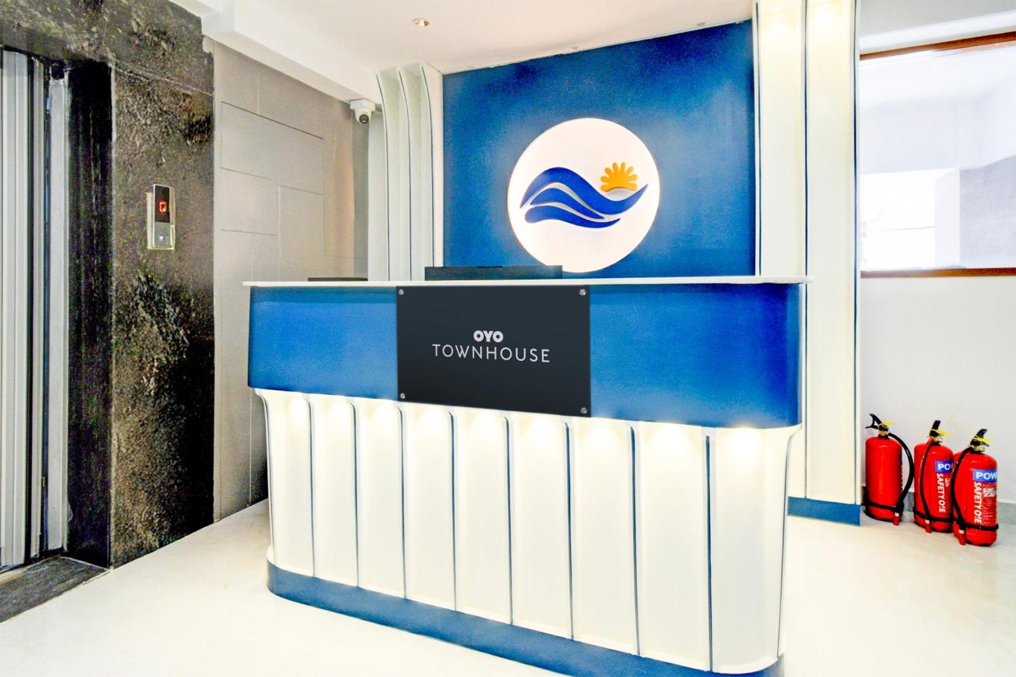 Townhouse Aarav Business Hotel ไฮเดอราบัด ภายนอก รูปภาพ