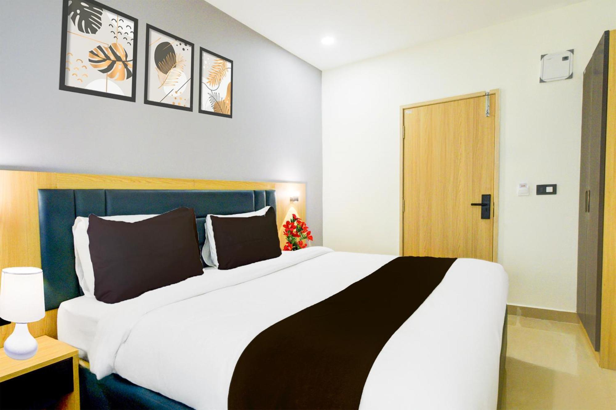 Townhouse Aarav Business Hotel ไฮเดอราบัด ภายนอก รูปภาพ