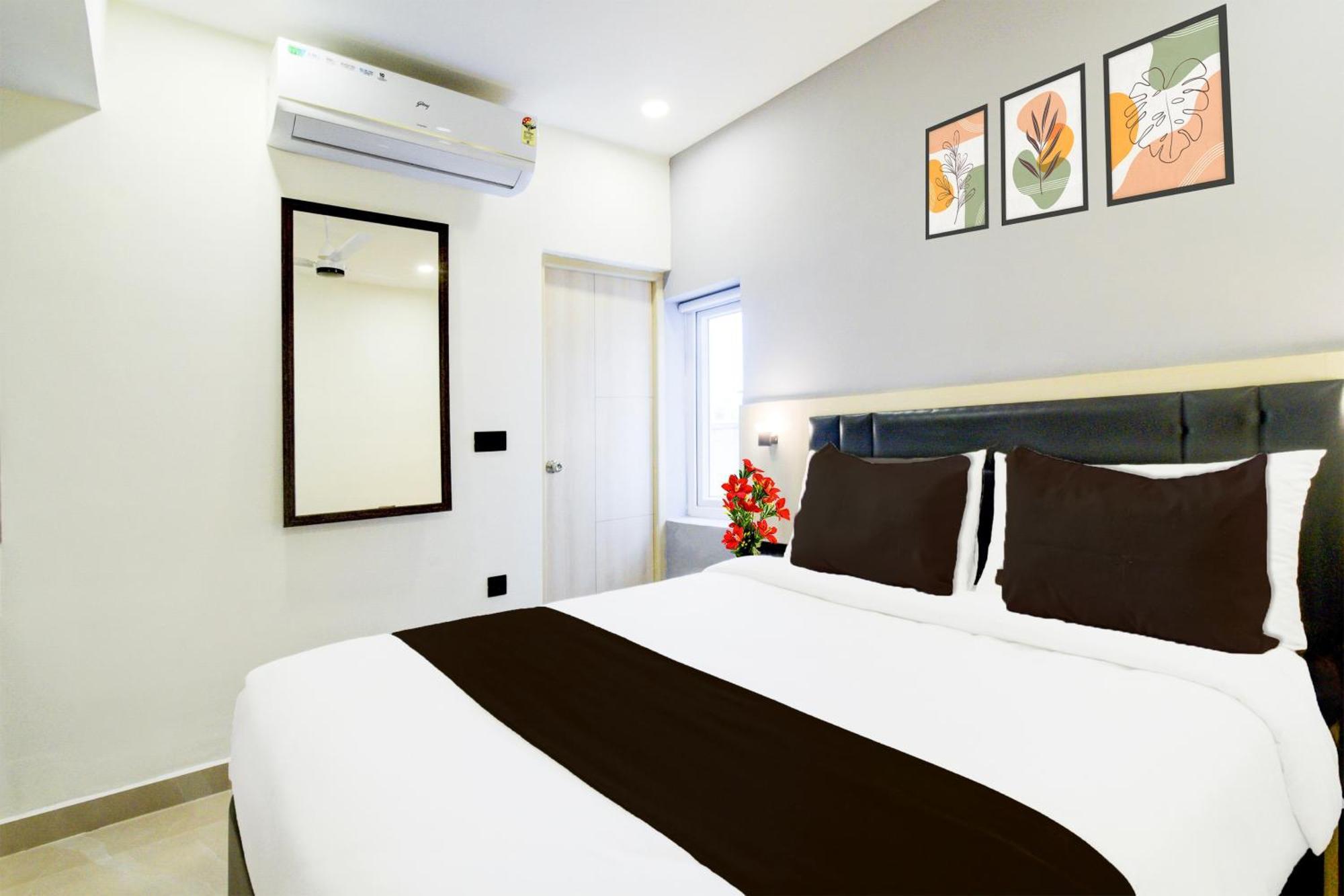 Townhouse Aarav Business Hotel ไฮเดอราบัด ภายนอก รูปภาพ
